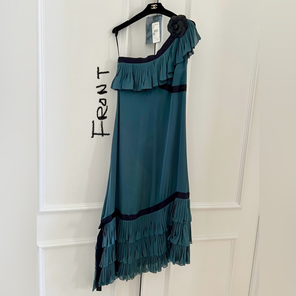 CHANEL Timeless Classy Fabulous Cocktail Formal Evening Gown - Picture 11 of 16
